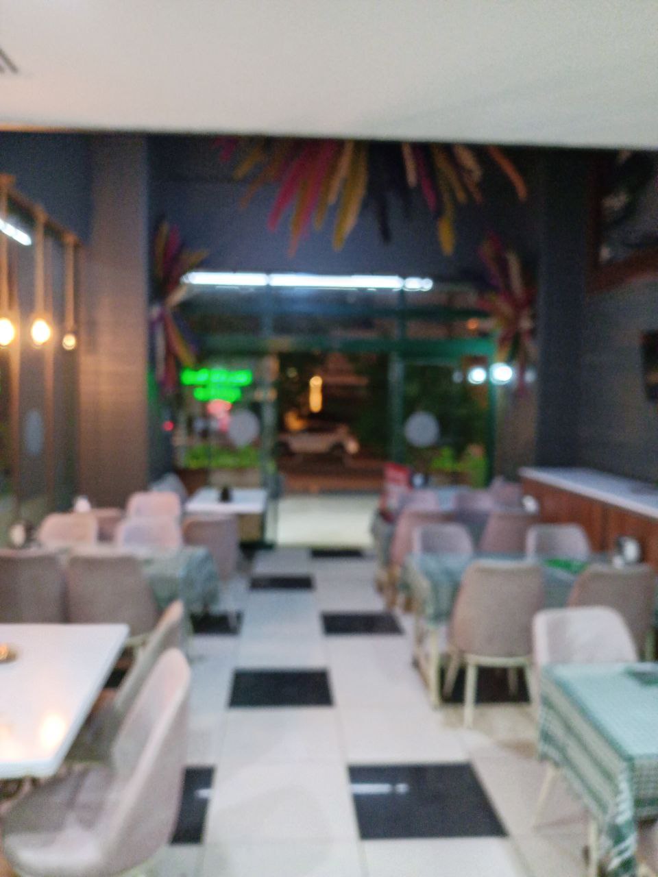 Interior of Aşkın Döner